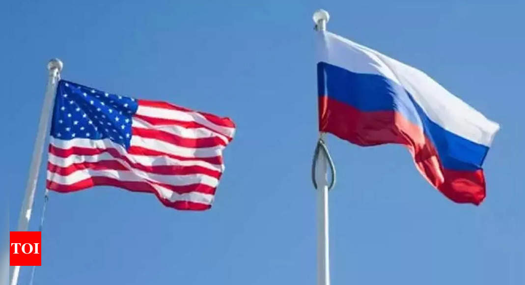 US, Russian military chiefs discuss international security over phone