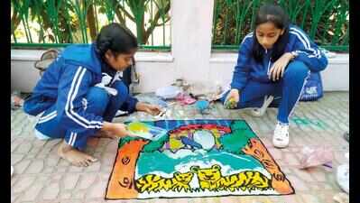 Kids bring alive animal world through rangolis | Lucknow News - Times ...