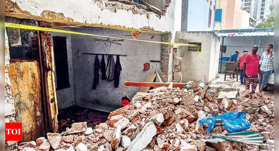 11 injured in LPG blast at Telangana's Nanakramguda