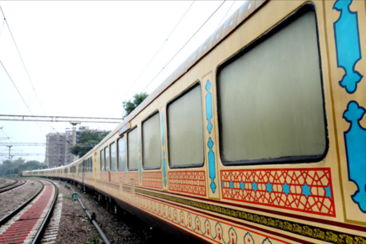 Palace on wheels