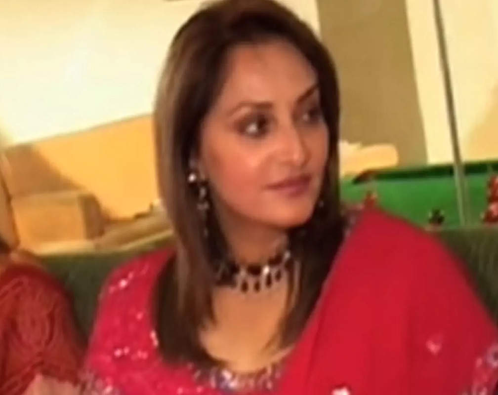 
Flashback video: Jaya Prada at the muhurat of a film
