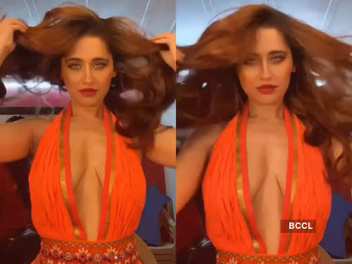 Sanjeeda Sheikh told to wear a bra to Urfi Javed being called desperate;  times when TV celebs were trolled for wearing revealing outfits | The Times  of India