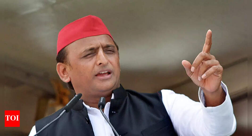 In alliance bid, Akhilesh meets AAP’s UP in-charge
