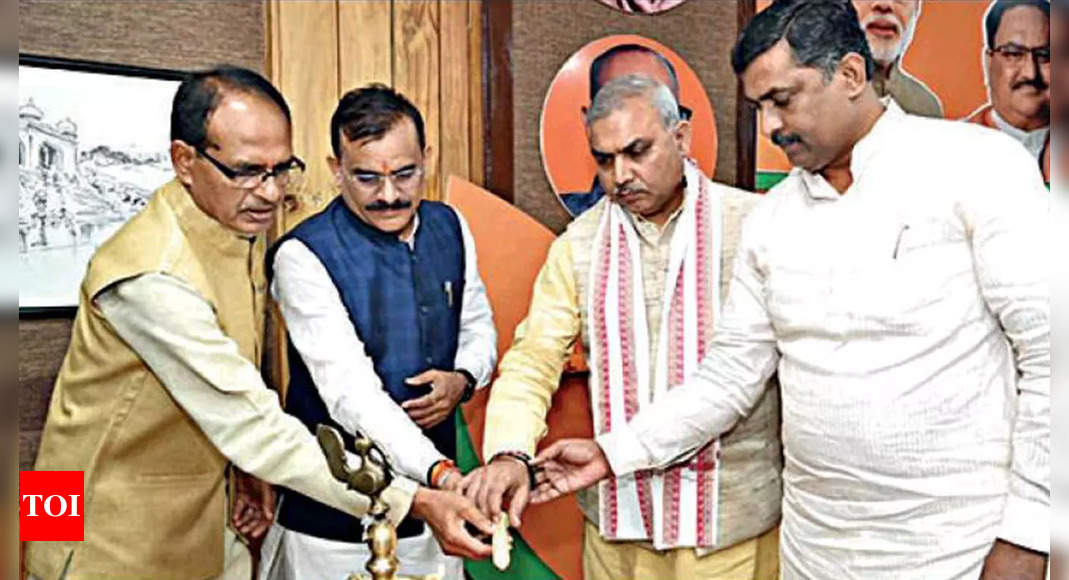 Bjp: Madhya Pradesh: BJP Holds First Full-fledged Meet Since Covid ...