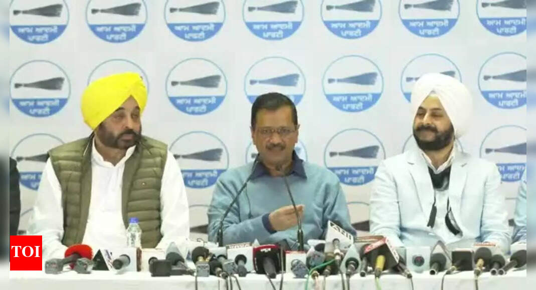 Kejriwal to join teachers dharna in Punjab on Saturday