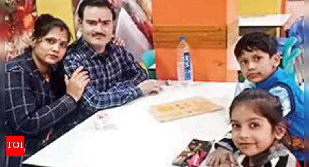 Satna: Couple, both kids die as truck hits car head-on in MP | Bhopal ...