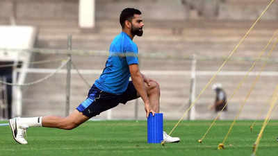 India vs New Zealand: Virat Kohli tunes up for return to Team India