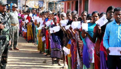 Women voter participation exceeds that of men in 2019 LS polls: CEC Chandra