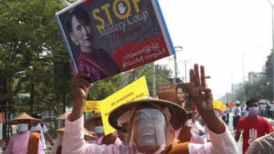 US, allies seek arms boycott of Myanmar, end to violence
