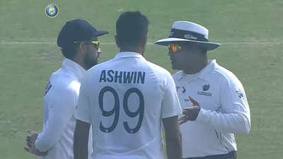 India vs New Zealand: Ashwin and umpire Nitin Menon in argument over vision obstruction