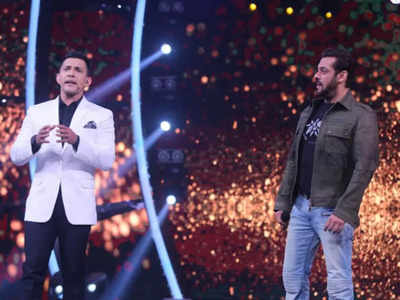 Salman Khan reveals he used to wipe Aditya Narayan nose while working with him in Jab Pyaar Kisise Hota Hai