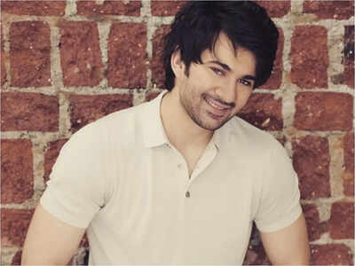 This is how Karan Deol celebrated his birthday