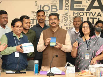 Dharmendra launches Utkal’s CII website