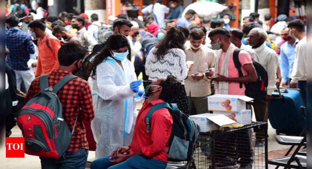 Omicron threat: Enforce containment measures, govt to states