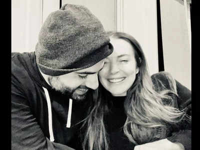 Lindsay Lohan engaged to Bader Shammas