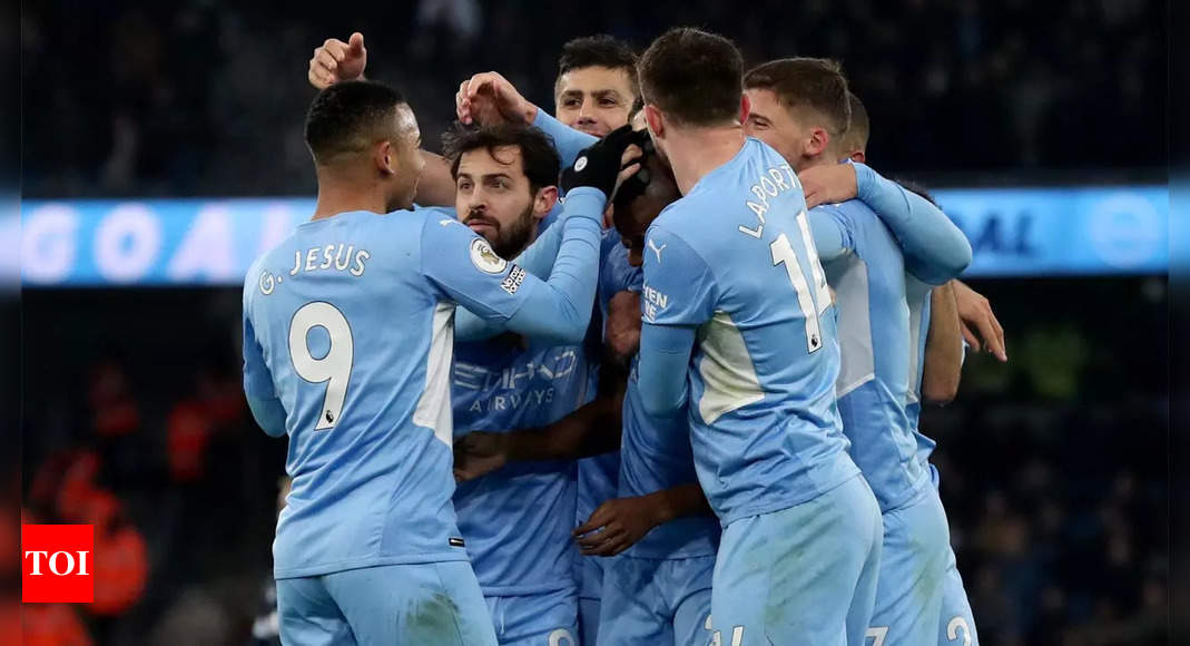 EPL: Manchester City brave snowstorm in 2-1 win over West Ham | Football News – Times of India