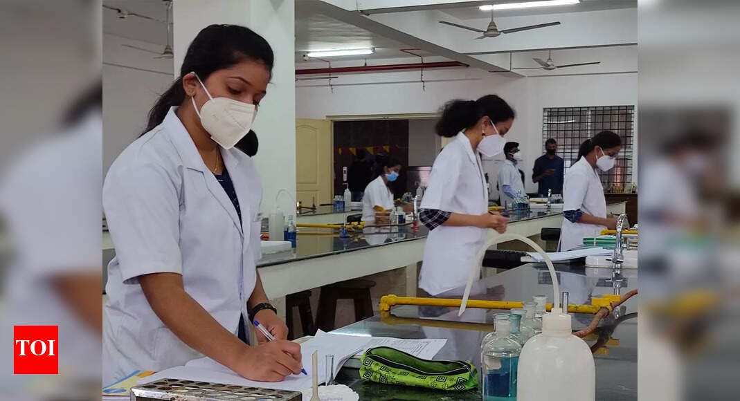 Antagningen börjar för M Philkurser vid MKU Evening College