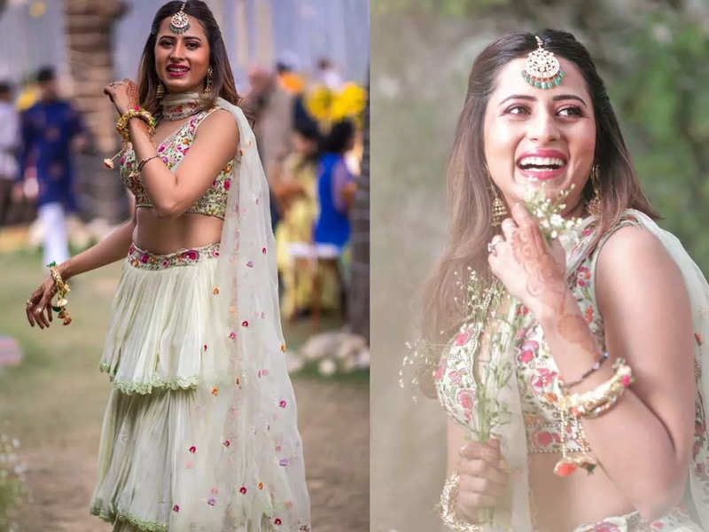 Sargun Mehta’s Mehendi look is worth bookmarking this wedding season