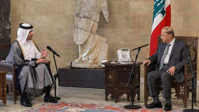 Lebanon's president in Qatar for talks over Gulf crisis