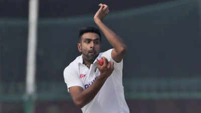 Harbhajan congratulates Ashwin for becoming India's third-highest wicket-taker in Tests