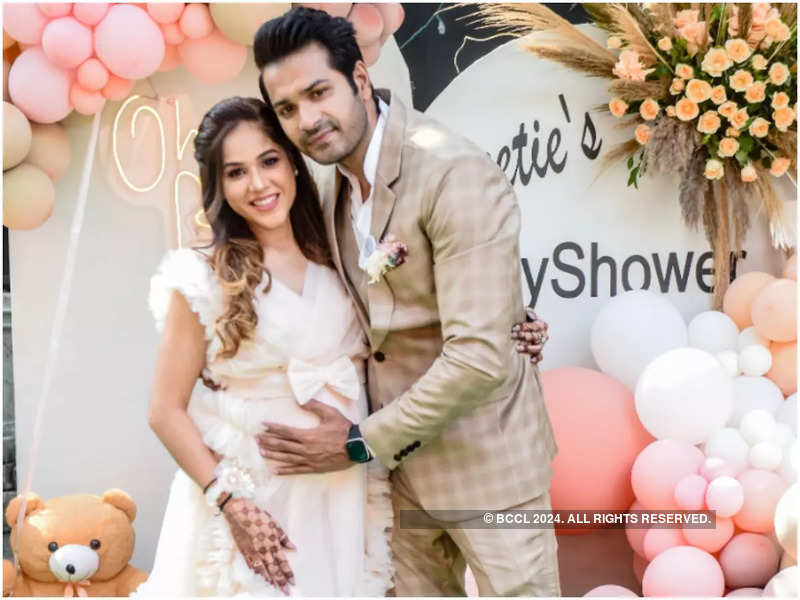 Mrunal Jain’s special gift for his wife Sweetie at her baby shower