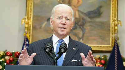 New Covid variant cause for ‘concern, not panic’, Biden tells US