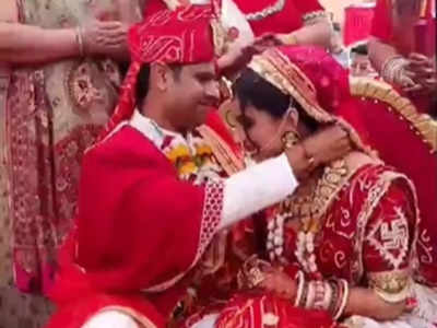 Ghum Hai Kisikey Pyaar Meiin's Neil Bhatt and Aishwarya Sharma tie the knot; watch video of him tying 'mangalsutra' around her neck