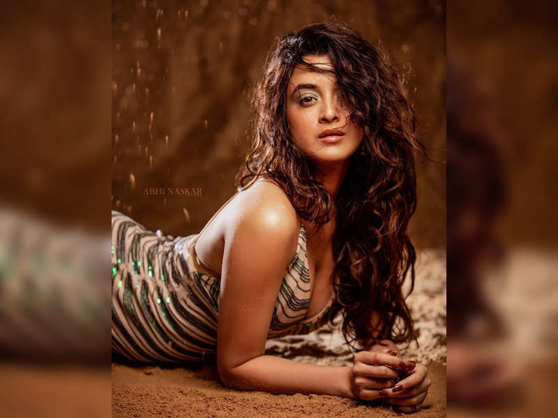 Watch: Popular Bengali actress nails Badshah’s ‘Jugnu’ challenge, video goes viral