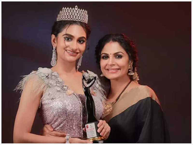 Proud mom Asha Sharath pens a touching note as daughter Uthara becomes the first runner up of a  beauty pageant