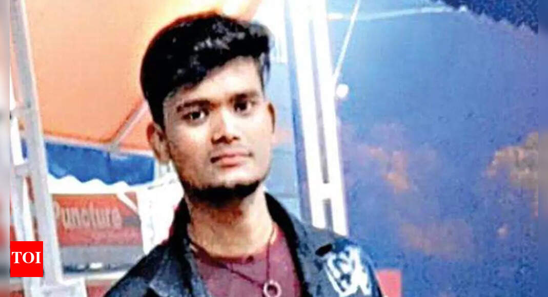 Delhi: 26-year-old stabbed to death over love affair | Delhi News ...