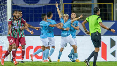 ISL: Five-star Mumbai City FC blow away ATK Mohun Bagan
