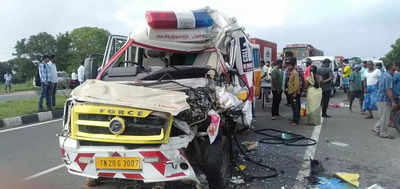 Two patients, attendant die as ambulance rams bus in Tamil Nadu’s Dindigul district