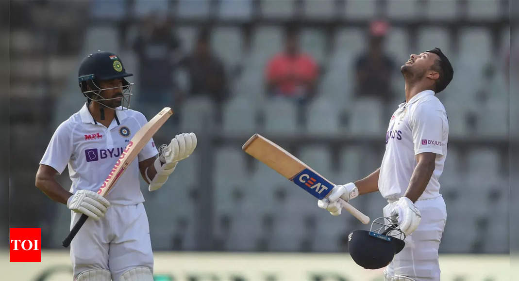 2nd Test Live: Injured Ishant, Rahane, Jadeja ruled out; wet outfield delays toss