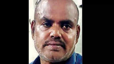 Karnataka: Revenue officer attacked by sand mafia in Ballari