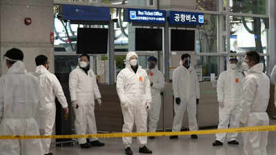 South Korea tightens social distancing to fight virus wave