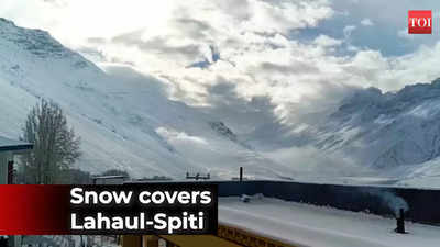 Himachal Pradesh: Snowfall leaves Kaza in Spiti valley covered in white