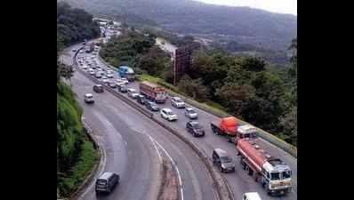 Mumbai: Now, pay 40k for overloading truck on highway