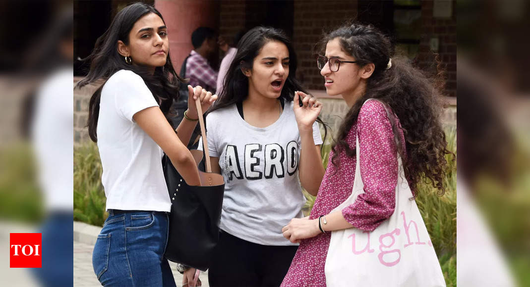 ‘No appointments till formation of governing bodies in DU colleges’