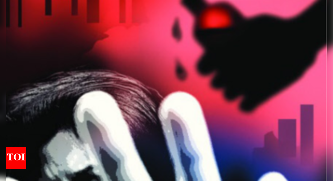 Woman throws acid on exboyfriend in Coimbatore, says he owed her Rs 18