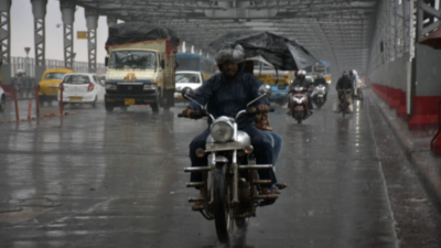 Low pressure may still drench Kolkata, temperature dip likely after December 11