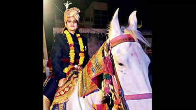 Rajasthan: Bride dons sherwani, rides horse for pre-wedding ritual in Sikar district