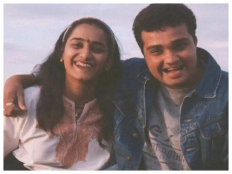 Ravi Jadhav posts an adorable throwback photo with Meghana Jadhav on their wedding anniversary