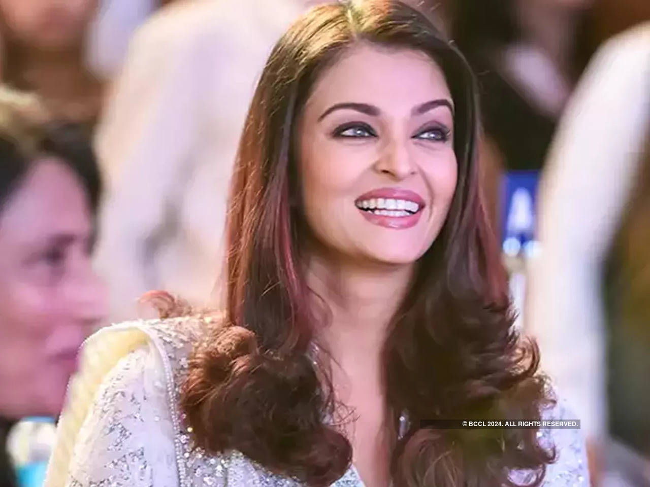 Aishwarya Rai Bachchan to play the lead in an Indo-American movie inspierd  from Rabindranath Tagore's work | Hindi Movie News - Times of India