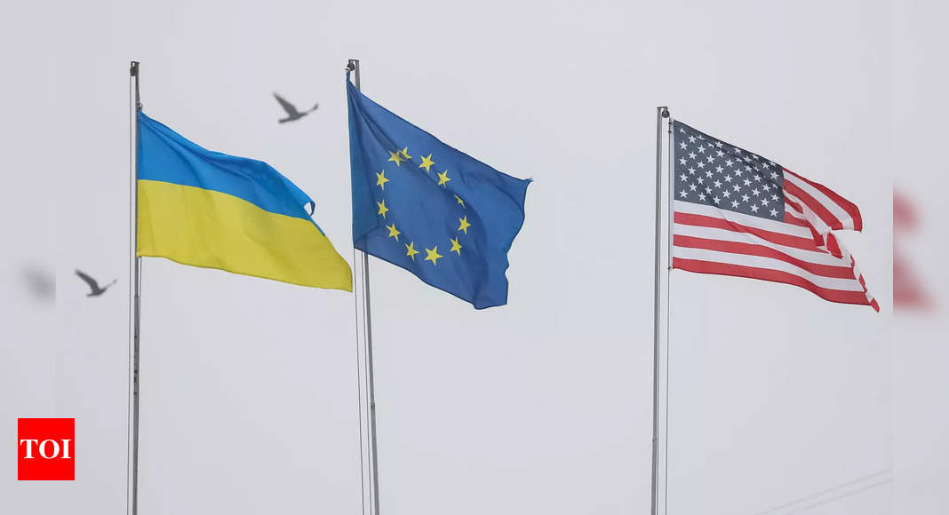 ukraine-blinken-speaks-with-ukraine-s-president-zelenskiy-ahead-of-biden-putin-call-times-of-india