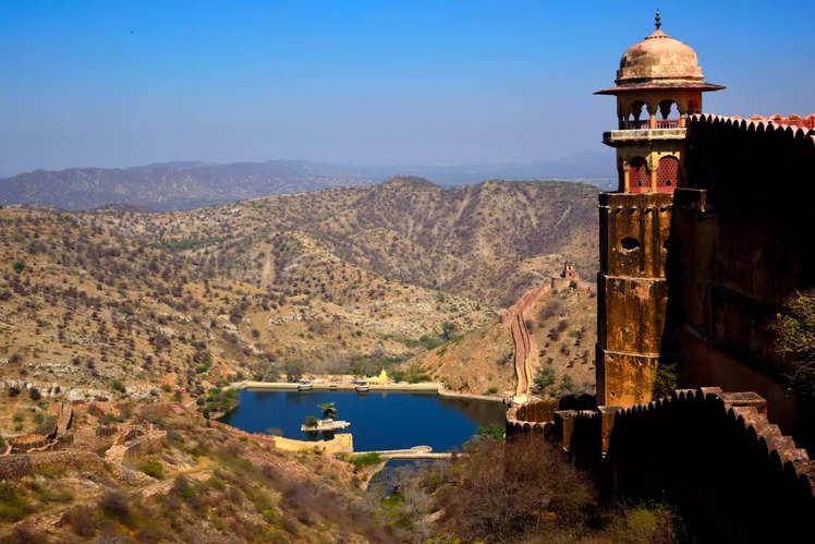 Essential Places To Visit In Jaipur 