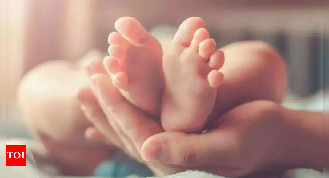 Woman, 4 others held for trying to sell baby for Rs 2.5L