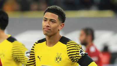 Dortmund's Bellingham fined 40,000 euros for referee comments