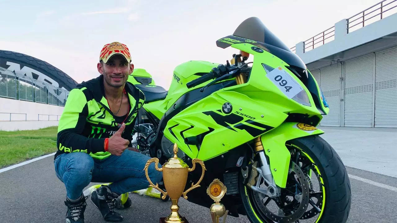 Muddappa sets national drag record in 600cc unrestricted open bike