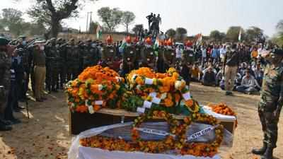 Jawan killed in J&K cremated with state honours in Sikar