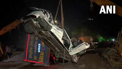 Delhi: Couple killed, daughter injured after dumper truck overturns on their car in RK Puram